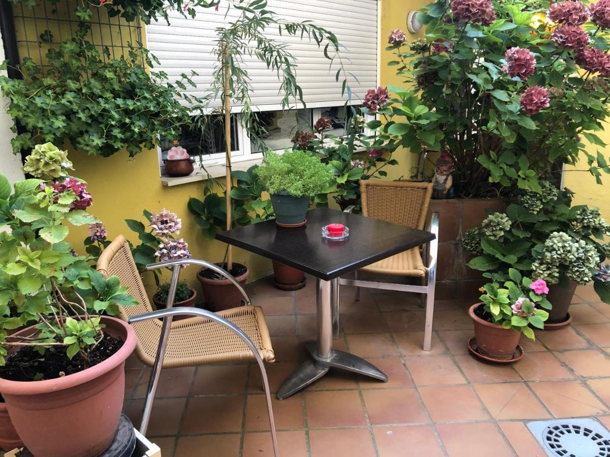 Sabiñánigo Hostal Escartin מראה חיצוני תמונה