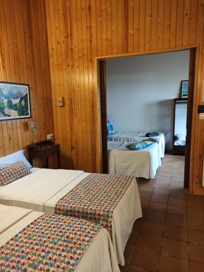 Sabiñánigo Hostal Escartin מראה חיצוני תמונה