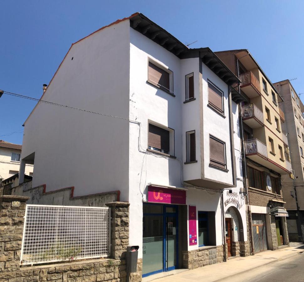 Sabiñánigo Hostal Escartin מראה חיצוני תמונה