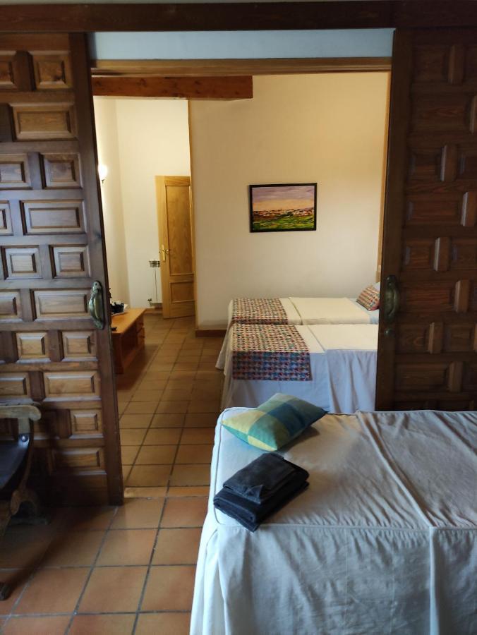 Sabiñánigo Hostal Escartin מראה חיצוני תמונה
